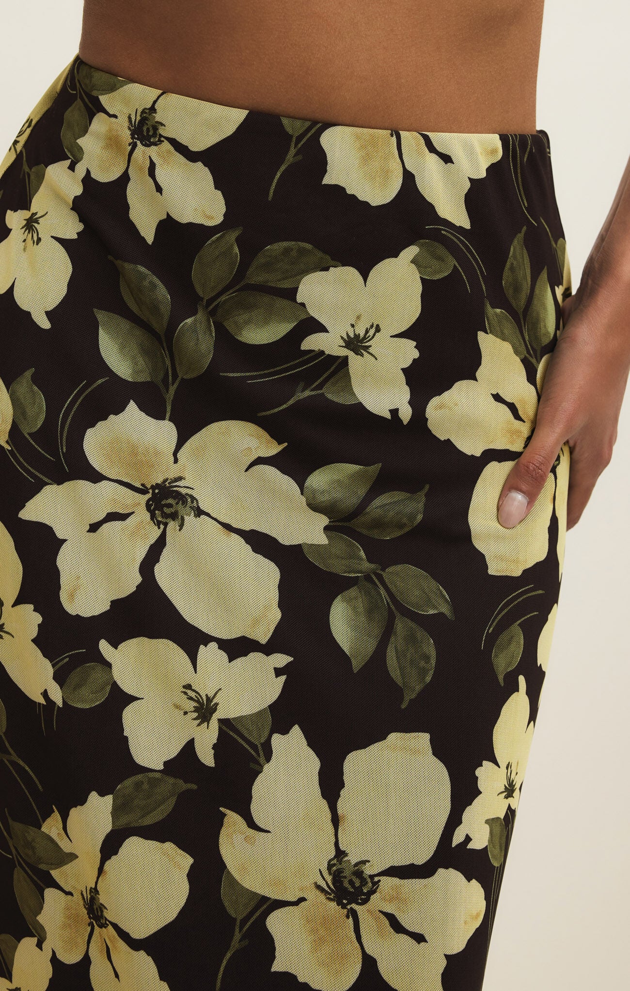 Eda Ren Floral Mesh Maxi Skirt - Image 4